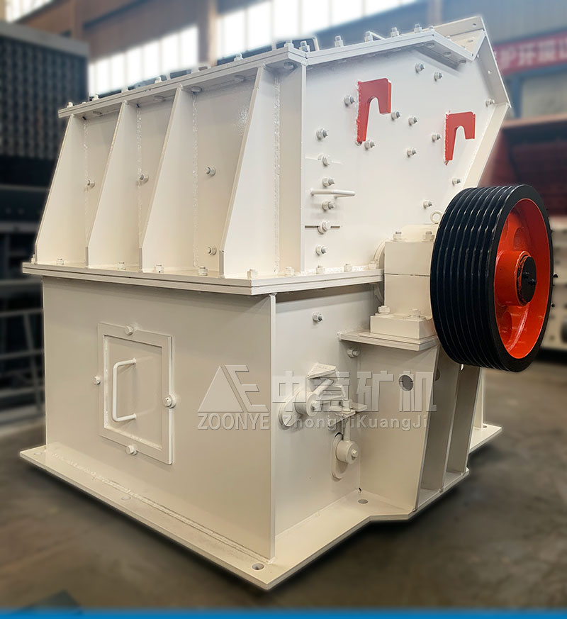 凯发k8国际首页高效细碎机车间实拍