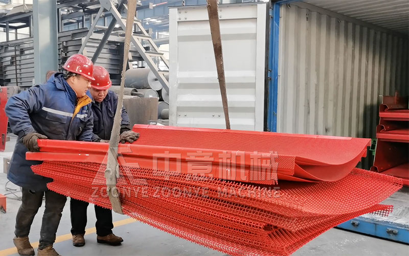 赠送客户的两套整机筛网 赠送客户的两套整机筛网