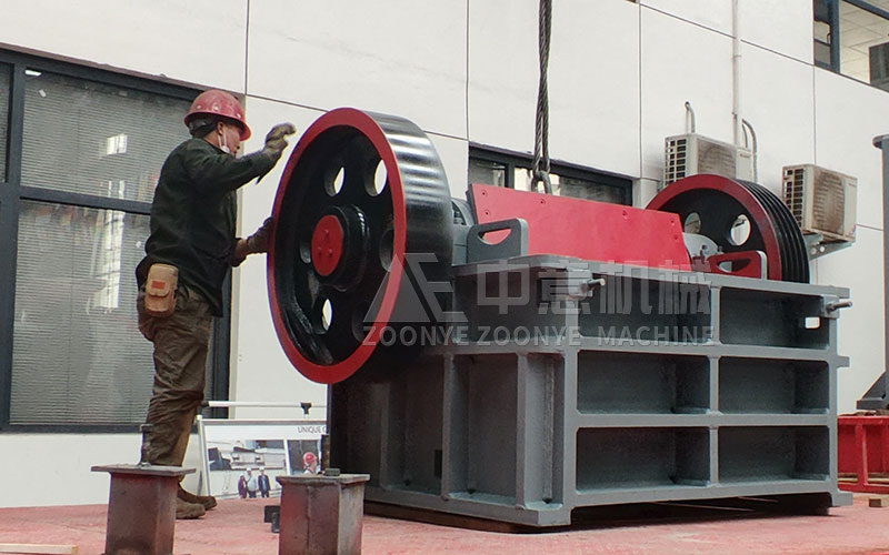 PEX细碎鄂式机 PEX细碎鄂式机