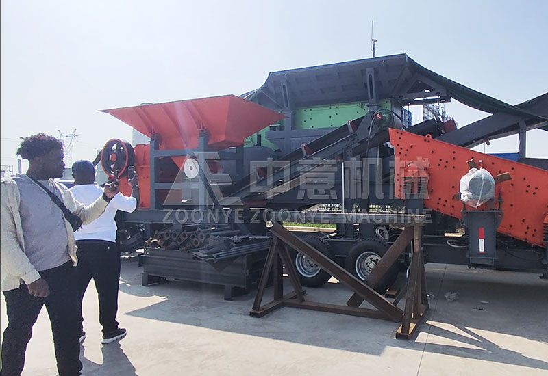 客户拍摄试机视频.jpg 客户拍摄试机视频