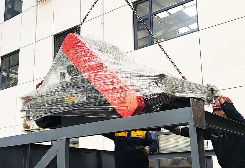 除铁器.jpg 除铁器