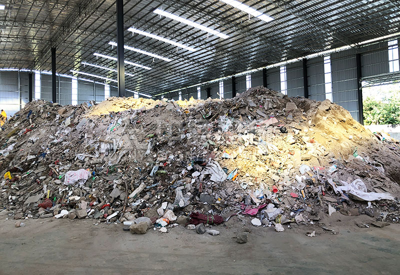 等待处理的建筑装修垃圾 等待处理的建筑装修垃圾