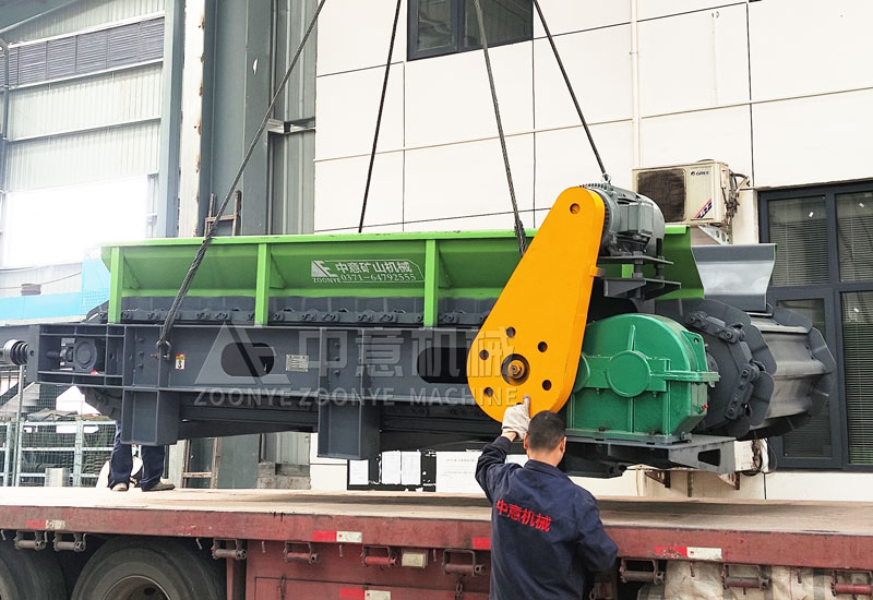 链板输送机.jpg 链板输送机