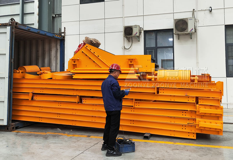 振动给料机+框架.jpg 振动给料机+框架