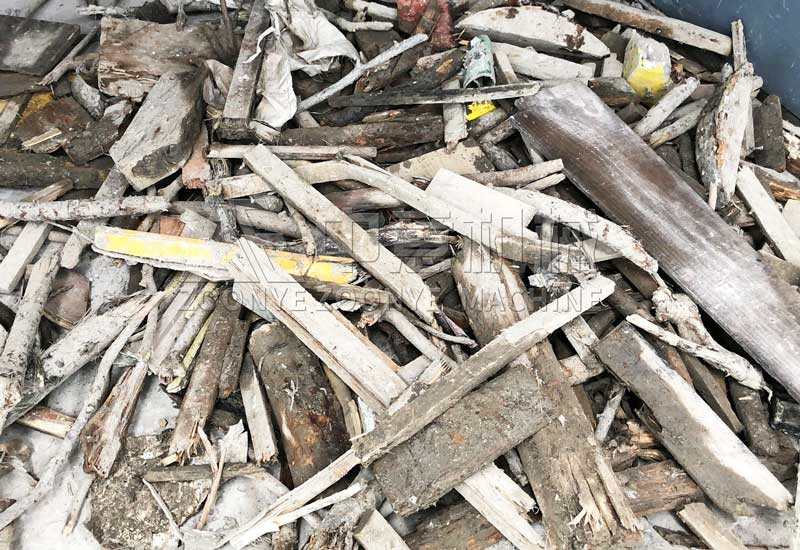 分拣出的再生木材 分拣出的再生木材